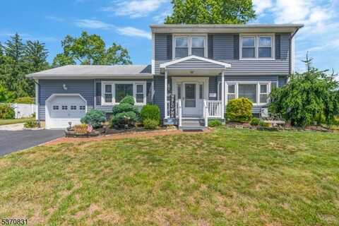 32 Dogwood Dr, Middlesex Boro, NJ 08846