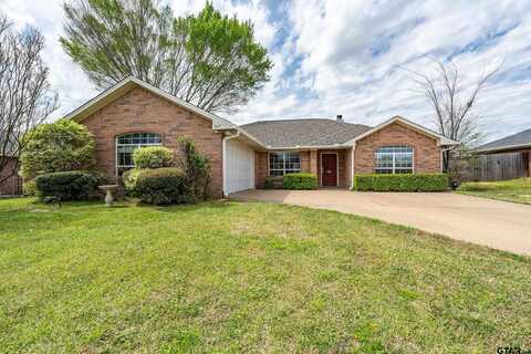 207 Willow Rd., Bullard, TX 75757