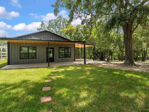 162 Holloway, Big Sandy, TX 75755