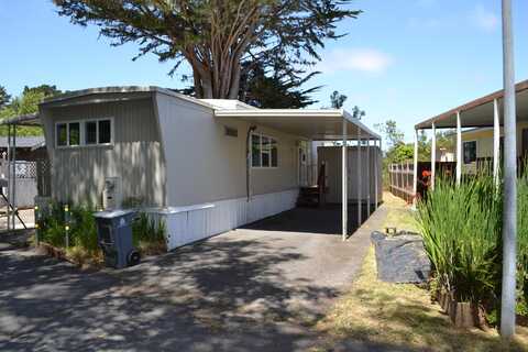 2333 Meadowbrook Drive, Eureka, CA 95503