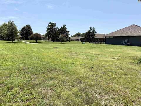 920 Veranda Cir, McPherson, KS 67460