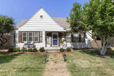 2105 N Adams St, Hutchinson, KS 67502