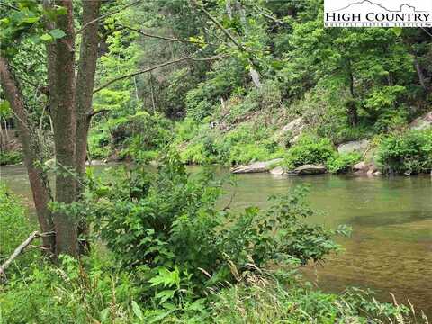 867 New River Bend S. Road, Fleetwood, NC 28626