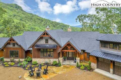 281 Lodge Woods Trail, Banner Elk, NC 28604