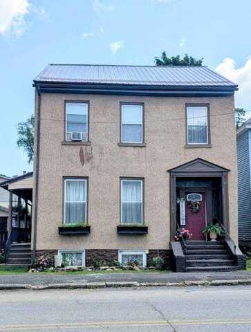 209 Main Street, Alexandria, PA 16611