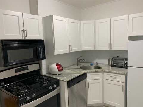 56 GLENWOOD AVE, JC, Journal Square, NJ 07306