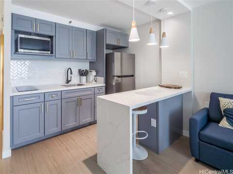 364 Seaside Avenue, Honolulu, HI 96815