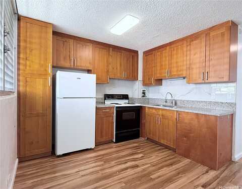 1452 Liholiho Street, Honolulu, HI 96822