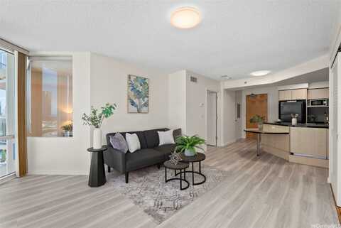801 S King Street, Honolulu, HI 96813