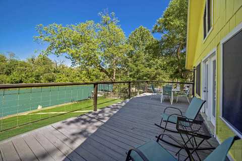 298 Meadow Lake Drive, Seguin, TX 78155