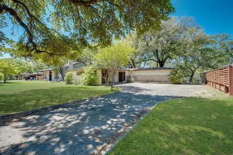 706 Gloria Drive, Seguin, TX 78155