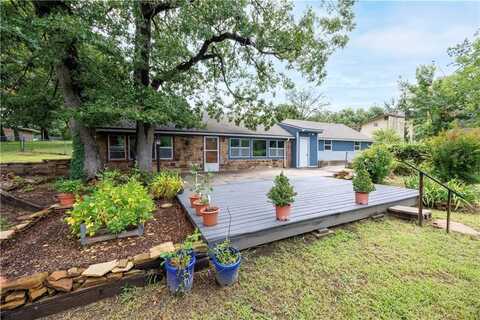 222 Lakeview Drive, Independence, KS 67301