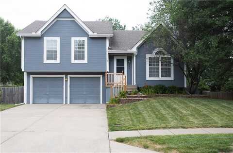 406 Fletcher Drive, Smithville, MO 64089