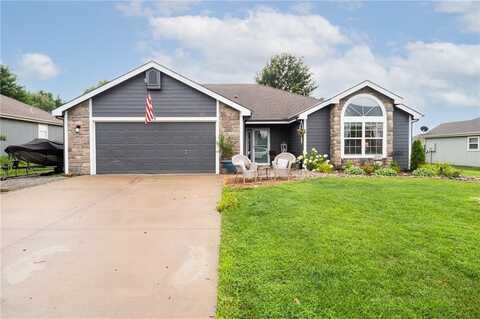 319 W 26th Street, Eudora, KS 66025