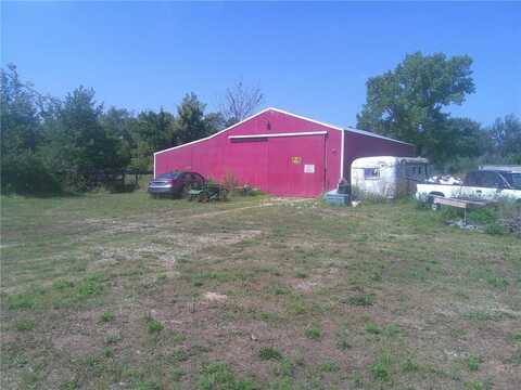 2092 Eisenhower Road, Ottawa, KS 66067