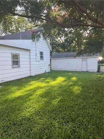 607 E 6th Street, Pleasanton, KS 66075
