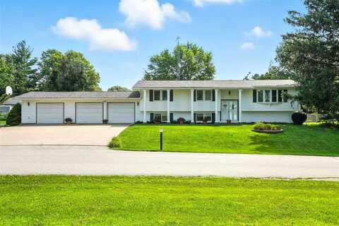 201 E Meadow Ln, ColumbusJunction, IA 52738
