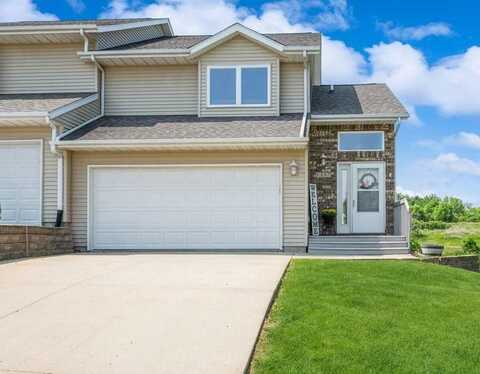 1357 Ozark Rdg, Coralville, IA 52241