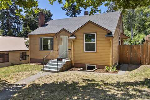 229 Cherry St, Moscow, ID 83843