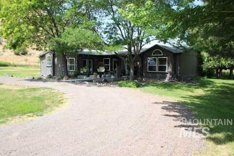 2614 N 3800 E, Hansen, ID 83334