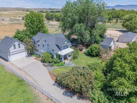278 Beacon Light Rd, Eagle, ID 83616