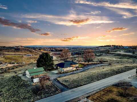7403 Lanktree Lane, Middleton, ID 83644