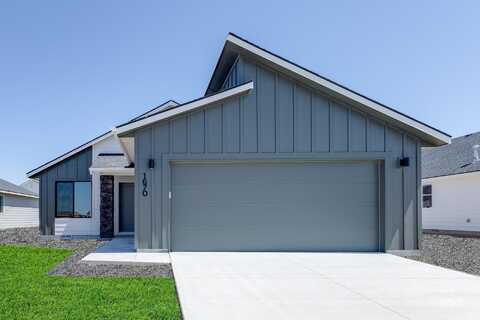 1670 SW Besra Dr, Mountain Home, ID 83647