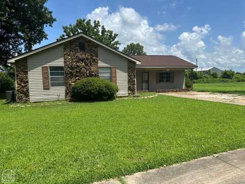 1320 N Lee Circle, Blytheville, AR 72315