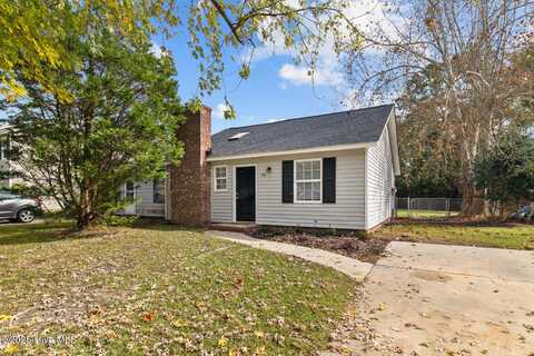 318 W Frances Street, Jacksonville, NC 28546