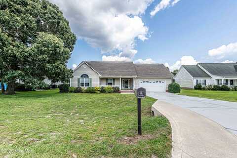 205 Star Gazer Court, Richlands, NC 28574