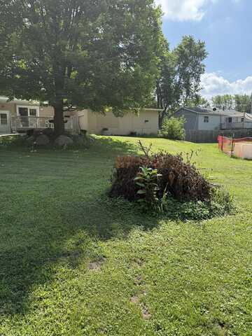 15940 Elmira Street, Lansing, MI 48906