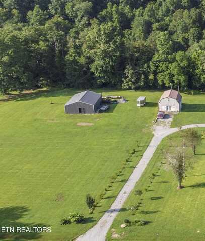 Nydeck Rd, Robbins, TN 37852