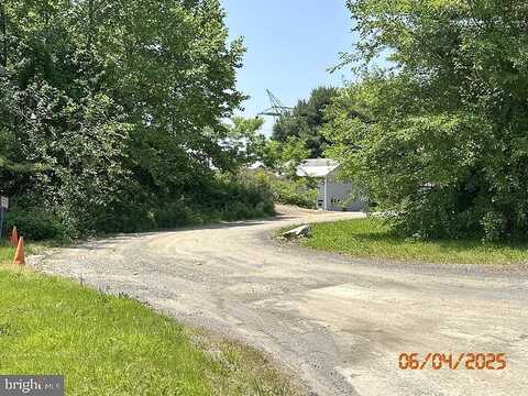 Valley, PARKESBURG, PA 19365
