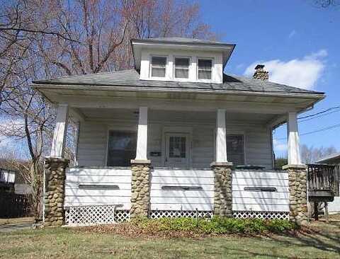 Grand, HACKETTSTOWN, NJ 07840