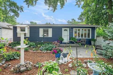 6624 N 2Nd Trail, North Webster, IN 46555