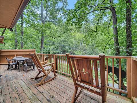 1157 Villa Lane, Gatlinburg, TN 37738
