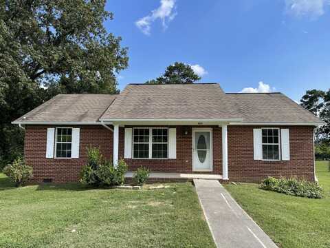 825 Quiet Oaks Way, Dandridge, TN 37725