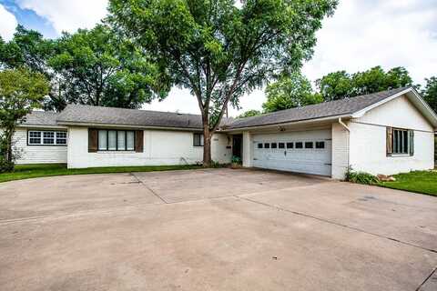 3824 64th Drive, Lubbock, TX 79413