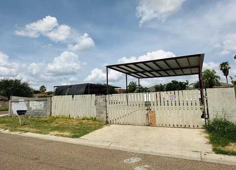 2001 Poza Rica Dr, LAREDO, TX 78046