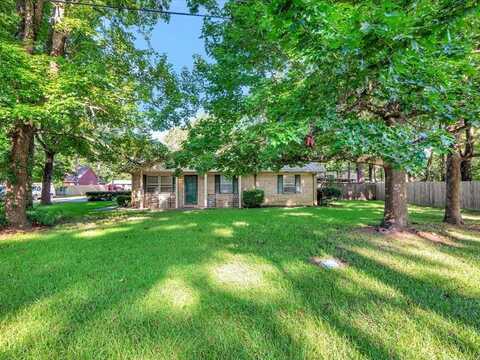 130 Texas Street, Huntington, TX 75949