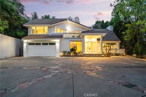Elisa, ENCINO, CA 91436