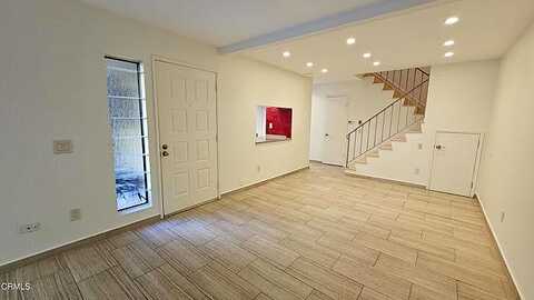 Rosewood, VENTURA, CA 93001