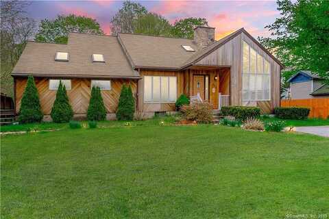 Horton Hill, NAUGATUCK, CT 06770