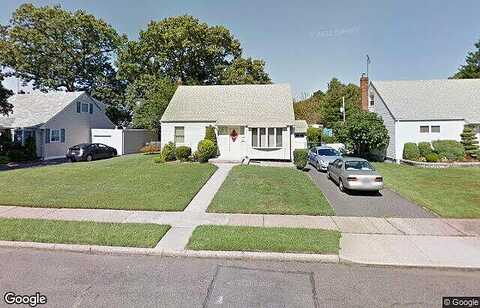 Park Lane E, Franklin Square, NY 11010
