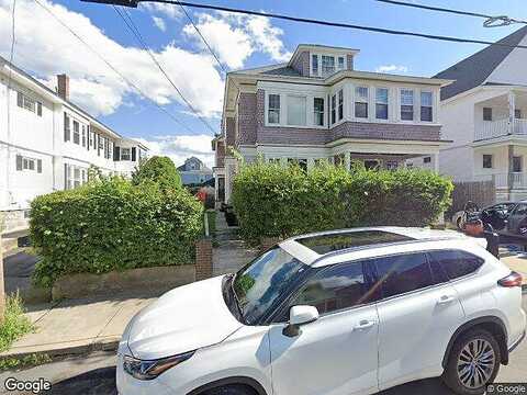 Essex St, LAWRENCE, MA 01841