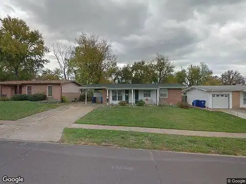 Apache, FLORISSANT, MO 63033