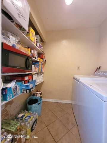 Libby, DAYTONA BEACH, FL 32117