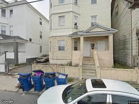 Willow St, Lawrence, MA 01841