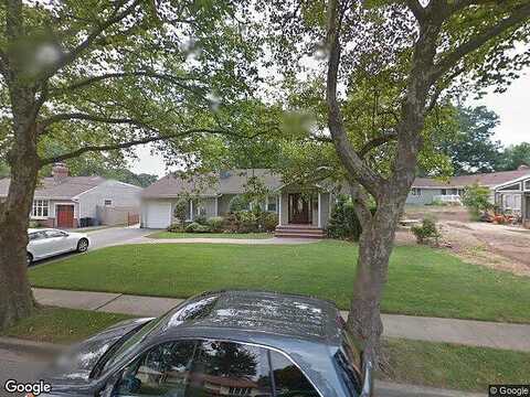 Azalea, SYOSSET, NY 11791