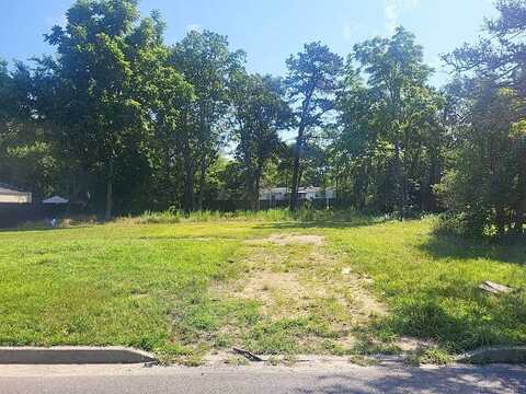 Arlyn, HOWELL, NJ 07731